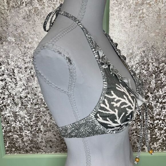 Loco Boutique Dark Gray Coral Pattern Ruffle Triangle Bikini Top Size Medium - Picture 5 of 9